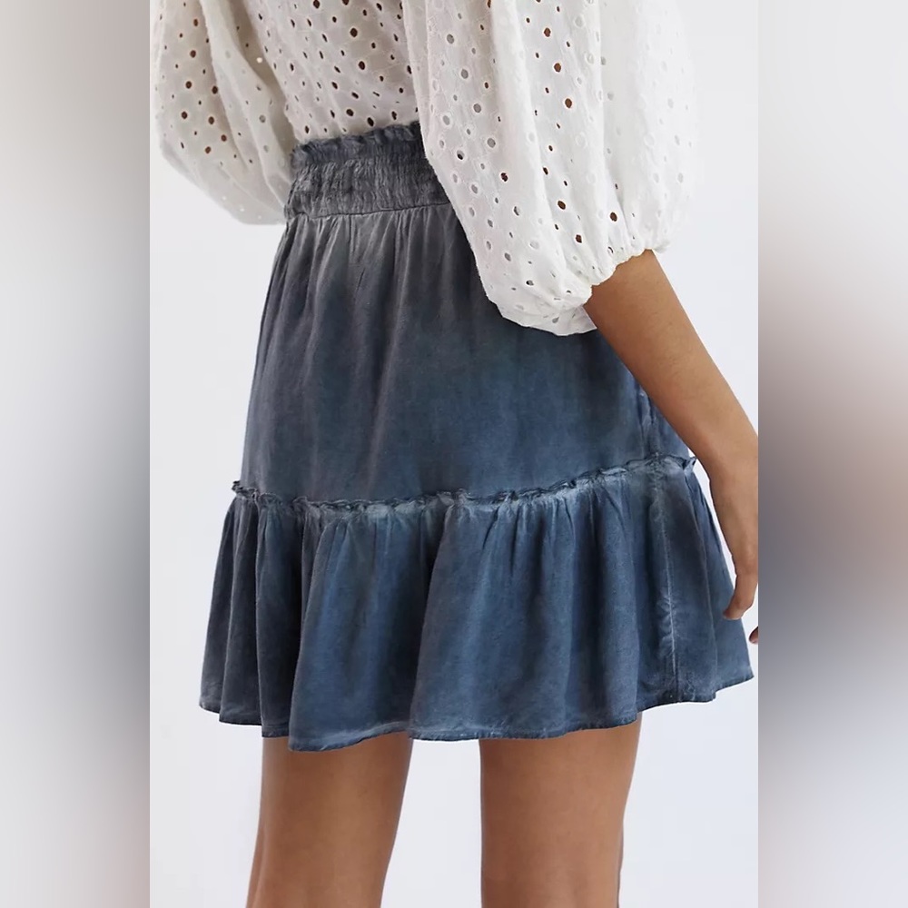 ANTHROPOLOGIE | Pilcro Tie-Dye Mini Skirt - Picture 3 of 6